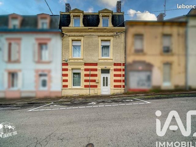 Propriété 6 pièces 135 m²