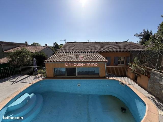 Propriété 6 pièces 136 m²