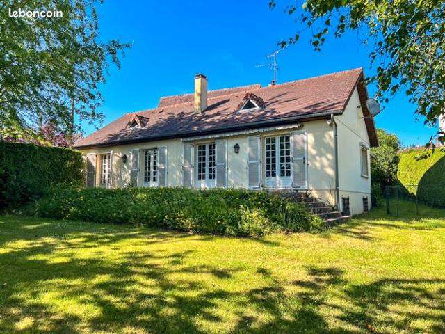 Propriété 6 pièces 136 m²