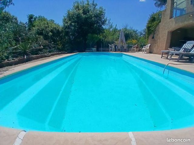 Propriété 6 pièces 136 m²