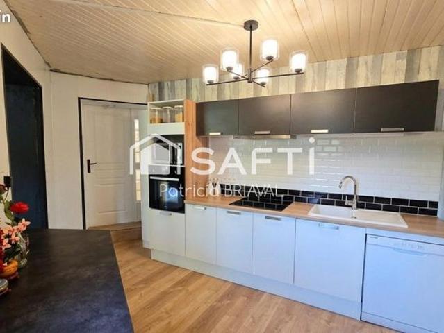 Propriété 6 pièces 136 m²