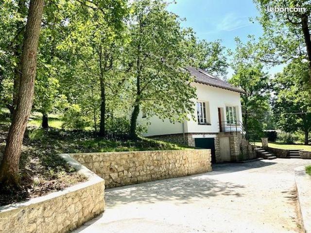 Propriété 6 pièces 136 m²