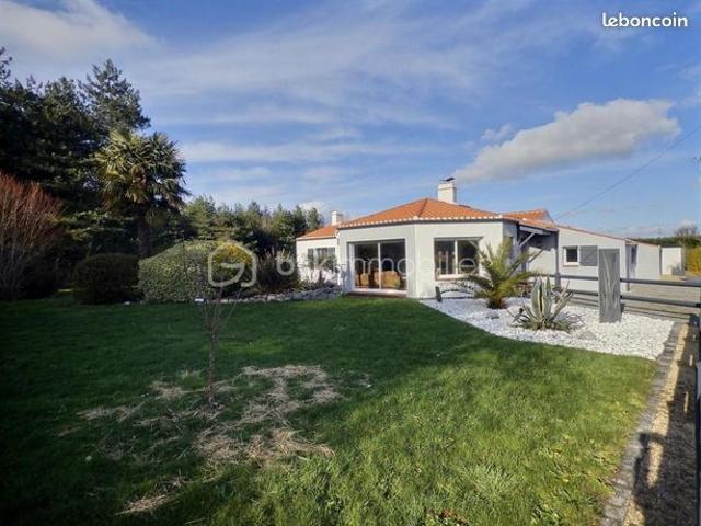 Propriété 6 pièces 136 m²