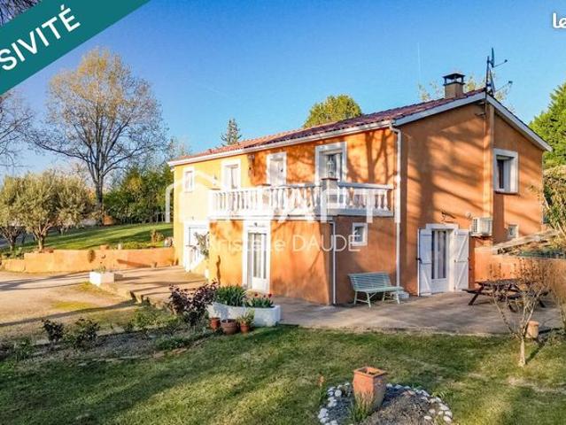 Propriété 6 pièces 137 m²