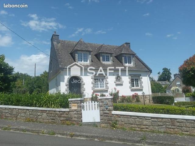 Propriété 6 pièces 137 m²