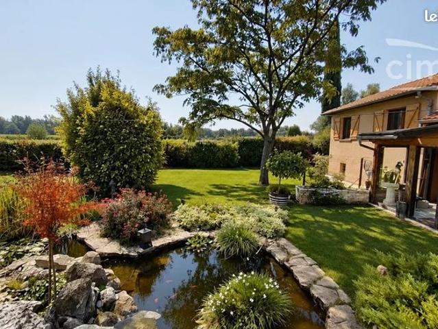 Propriété 6 pièces 137 m²