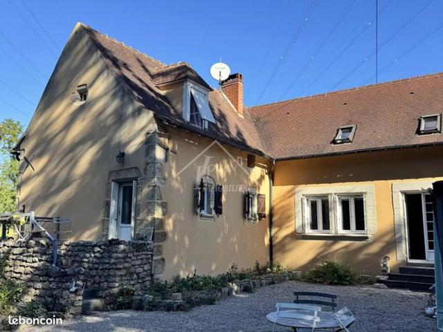 Propriété 6 pièces 137 m²