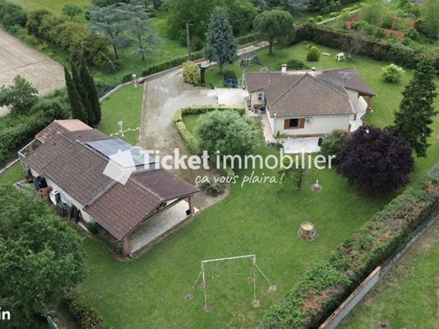 Propriété 6 pièces 137 m²