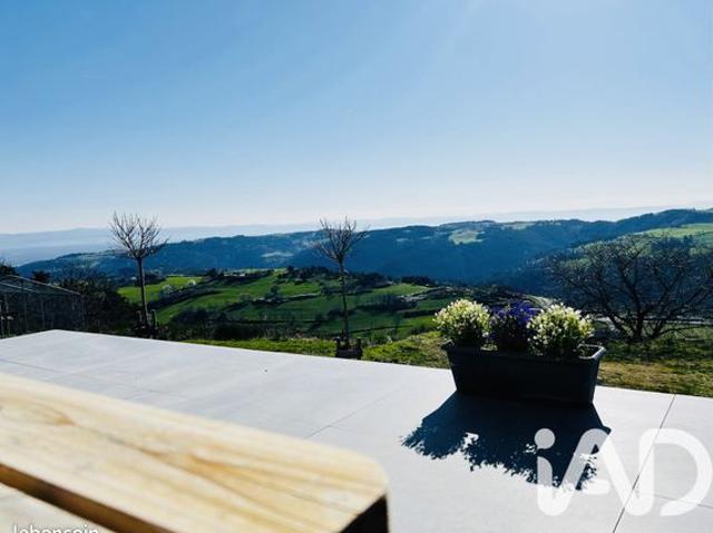 Propriété 6 pièces 138 m²