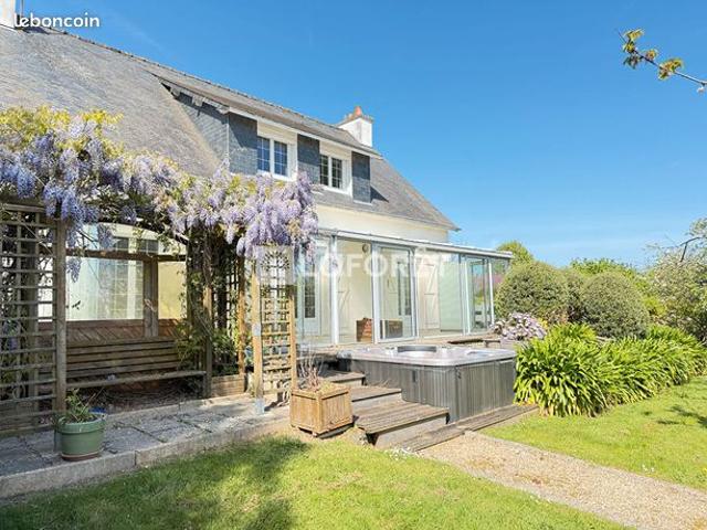 Propriété 6 pièces 138 m²