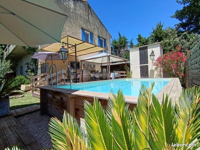 Propriété 6 pièces 138 m²