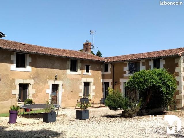 Propriété 6 pièces 139 m²