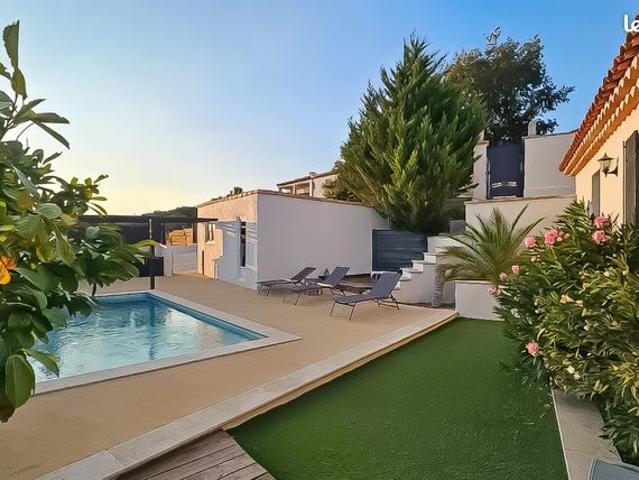 Propriété 6 pièces 140 m²