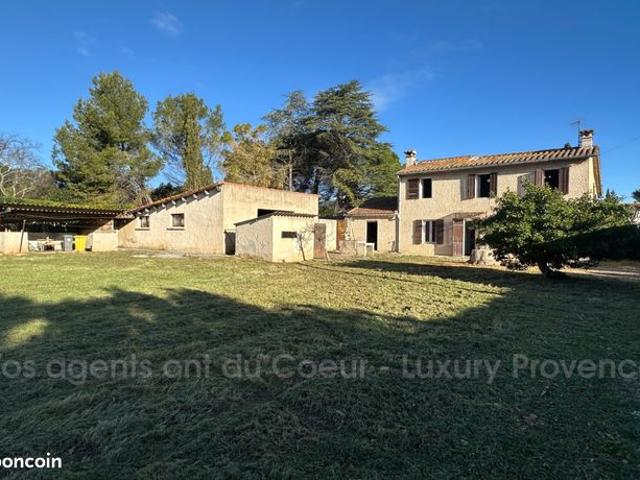 Propriété 6 pièces 130 m²