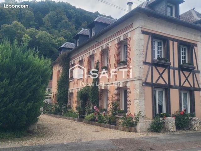 Propriété 6 pièces 130 m²