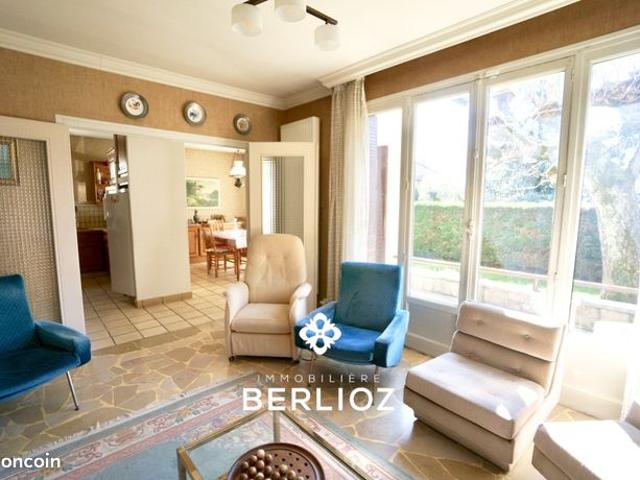 Propriété 6 pièces 130 m²