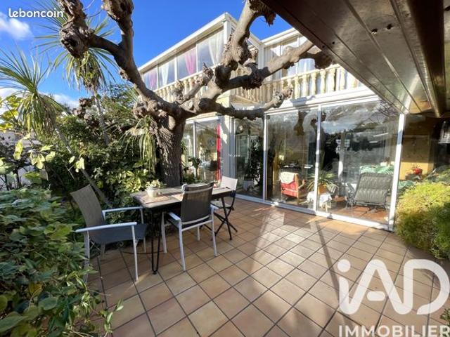 Propriété 6 pièces 130 m²
