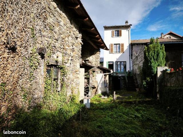Propriété 6 pièces 130 m²