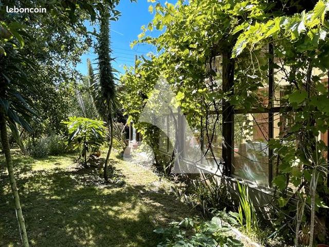 Propriété 6 pièces 130 m²