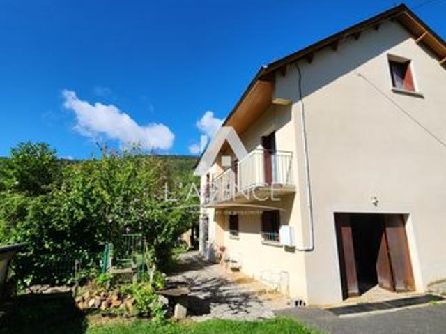 Propriété 6 pièces 130 m²