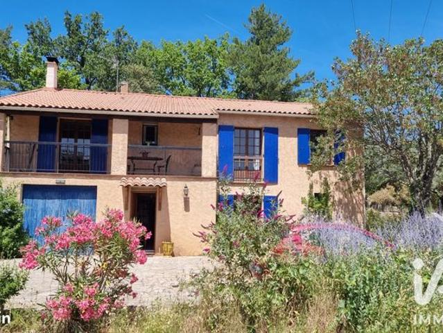 Propriété 6 pièces 130 m²