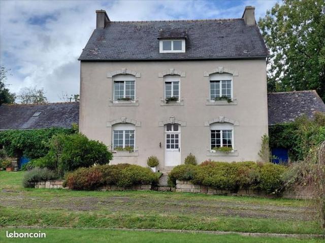 Propriété 6 pièces 130 m²