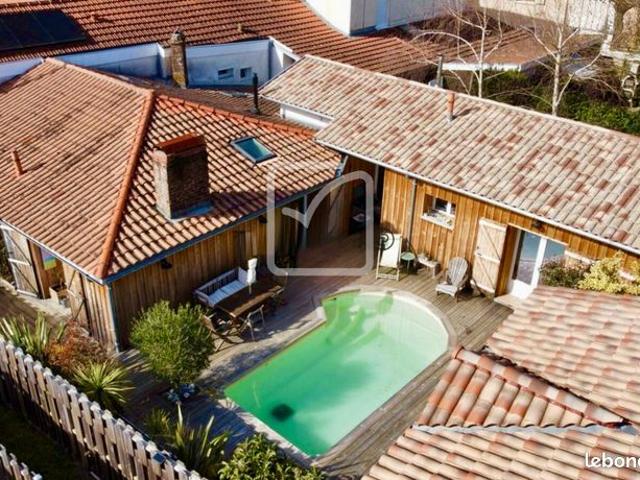Propriété 6 pièces 130 m²