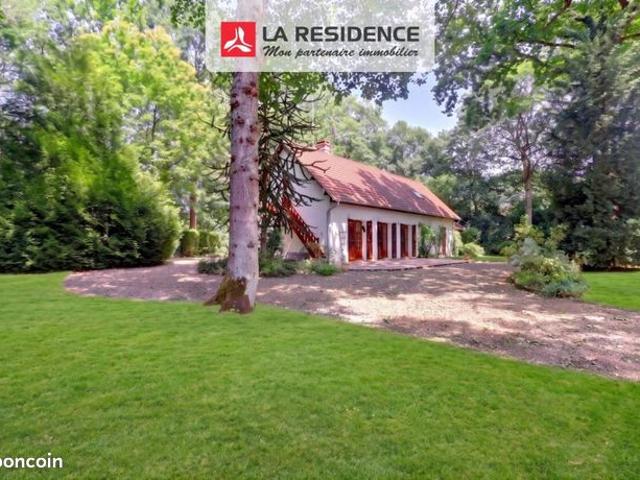 Propriété 6 pièces 130 m²