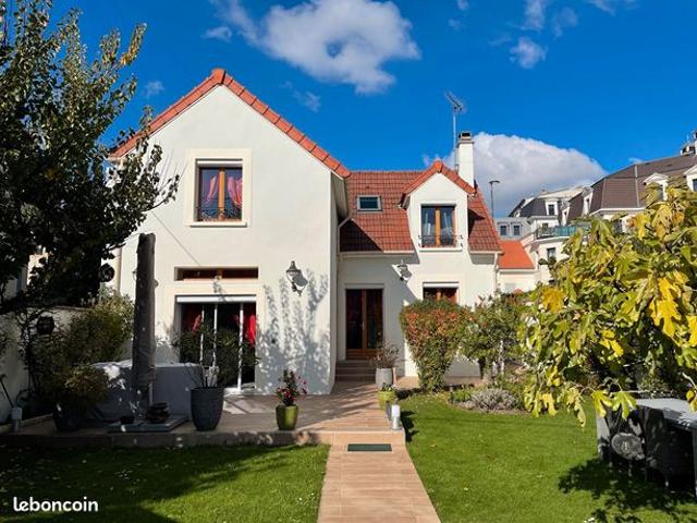 Propriété 6 pièces 131 m²