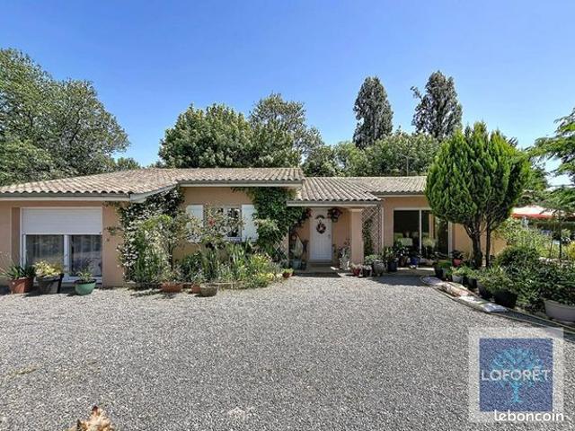 Propriété 6 pièces 131 m²