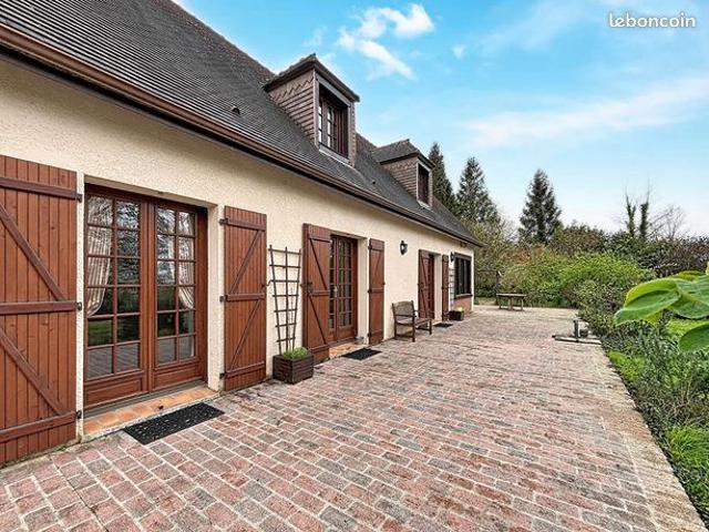 Propriété 6 pièces 133 m²