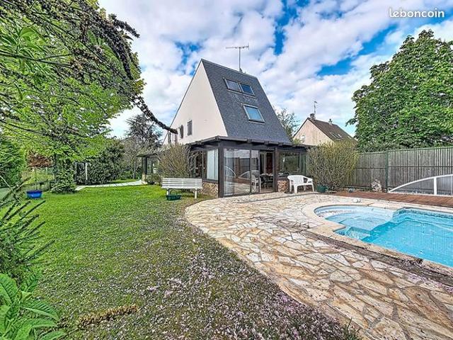 Propriété 6 pièces 133 m²