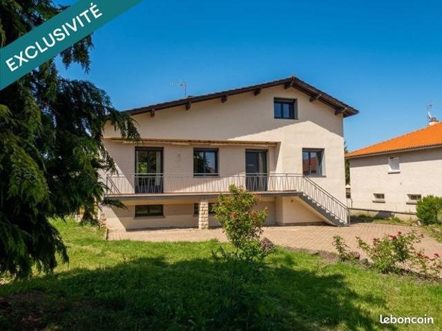 Propriété 6 pièces 163 m²