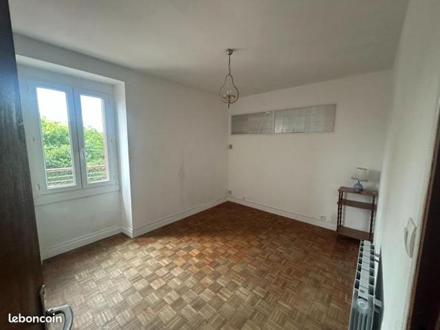 Propriété 6 pièces 133 m²