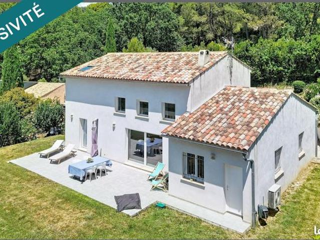 Propriété 6 pièces 133 m²