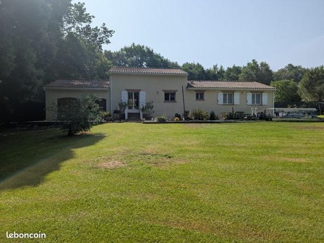 Propriété 6 pièces 144 m²