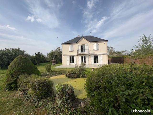 Propriété 6 pièces 144 m²