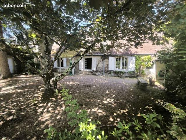 Propriété 6 pièces 144 m²