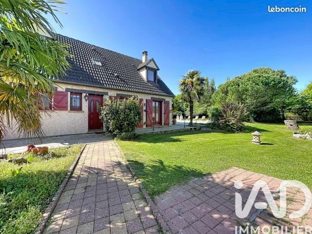 Propriété 6 pièces 144 m²