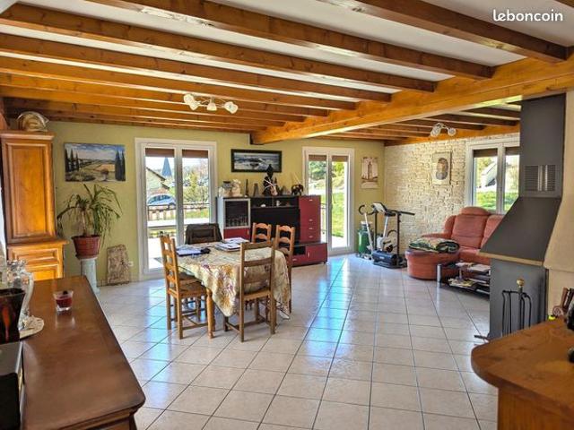 Propriété 6 pièces 144 m²
