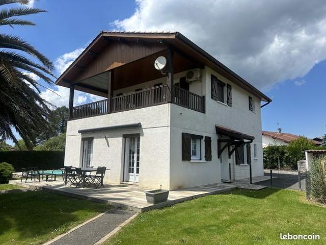 Propriété 6 pièces 144 m²