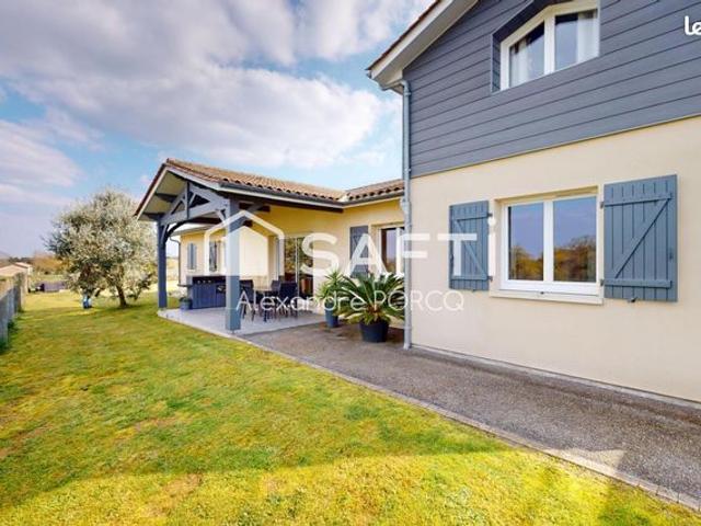 Propriété 6 pièces 144 m²