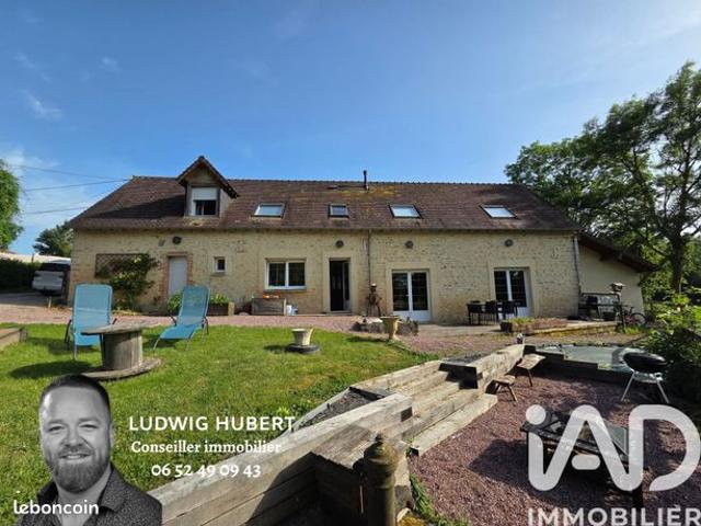 Propriété 6 pièces 145 m²