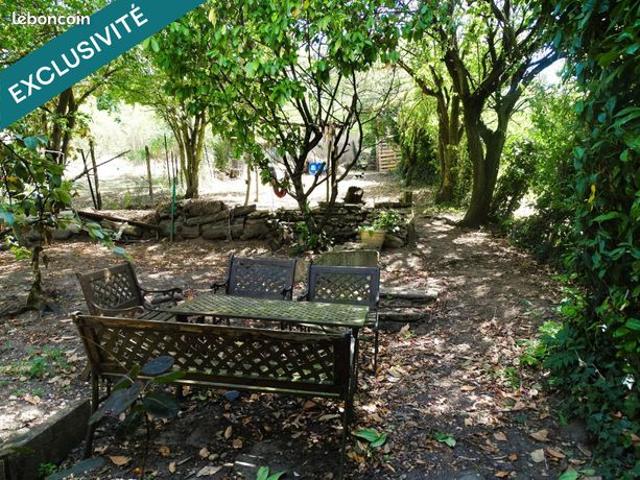 Propriété 6 pièces 145 m²