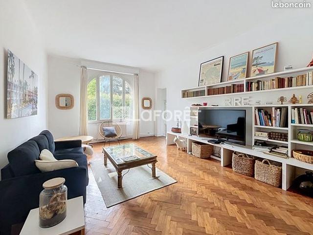 Propriété 6 pièces 145 m²