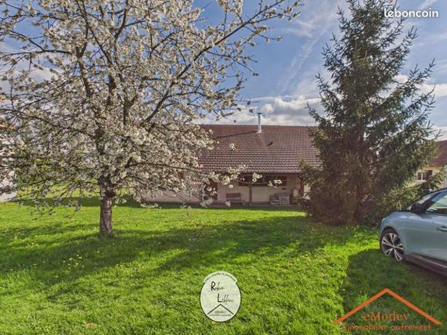 Propriété 6 pièces 145 m²