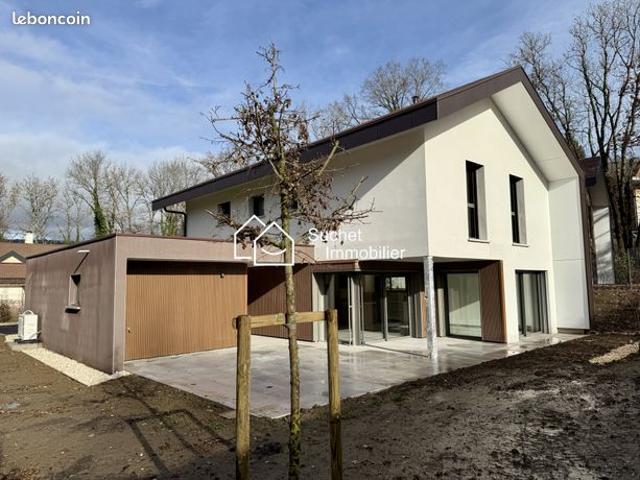 Propriété 6 pièces 145 m²