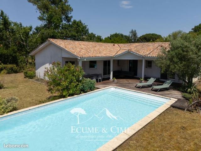 Propriété 6 pièces 145 m²