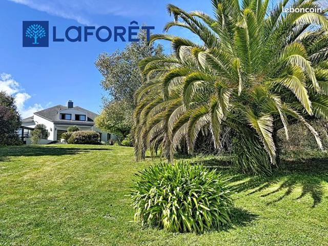 Propriété 6 pièces 145 m²