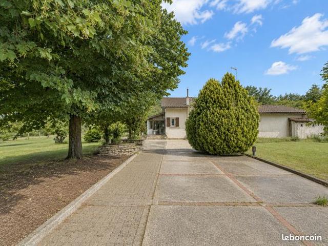 Propriété 6 pièces 146 m²